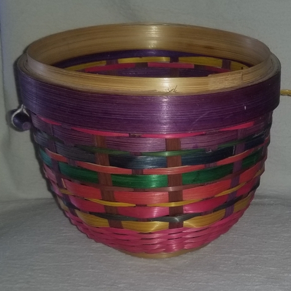 VGUC vtg egg shaped wicker basket - Picture 7 of 15